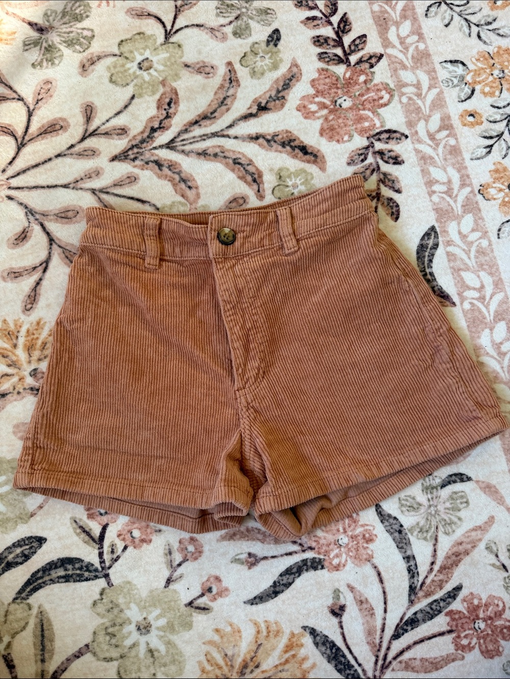 Billabong High-Waist Corduroy Shorts in Rust Brown